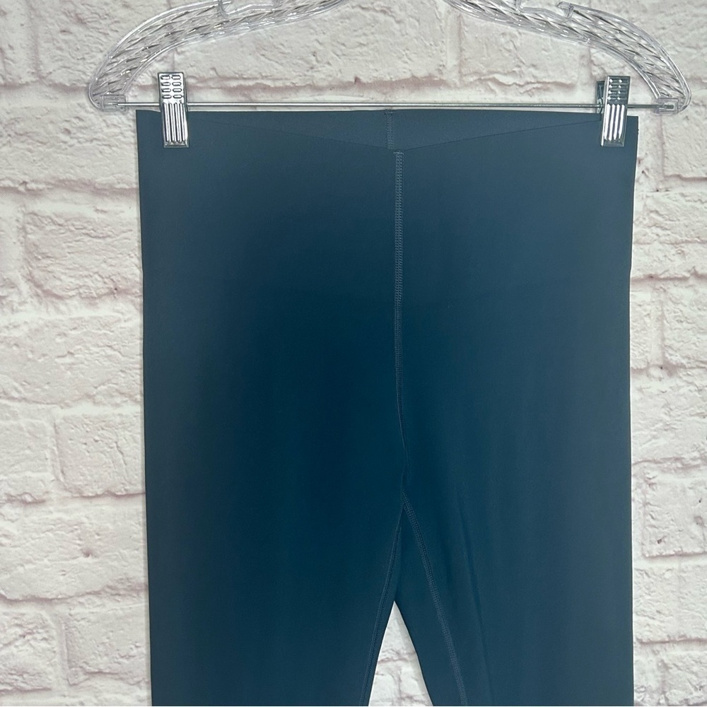 Fabletics Teal High Waisted Power Luxe Leggings - Picture 3 of 9